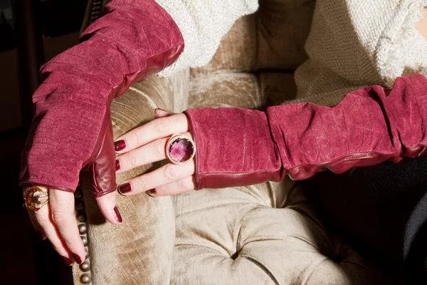 Bianca Fingerless/Burgundy