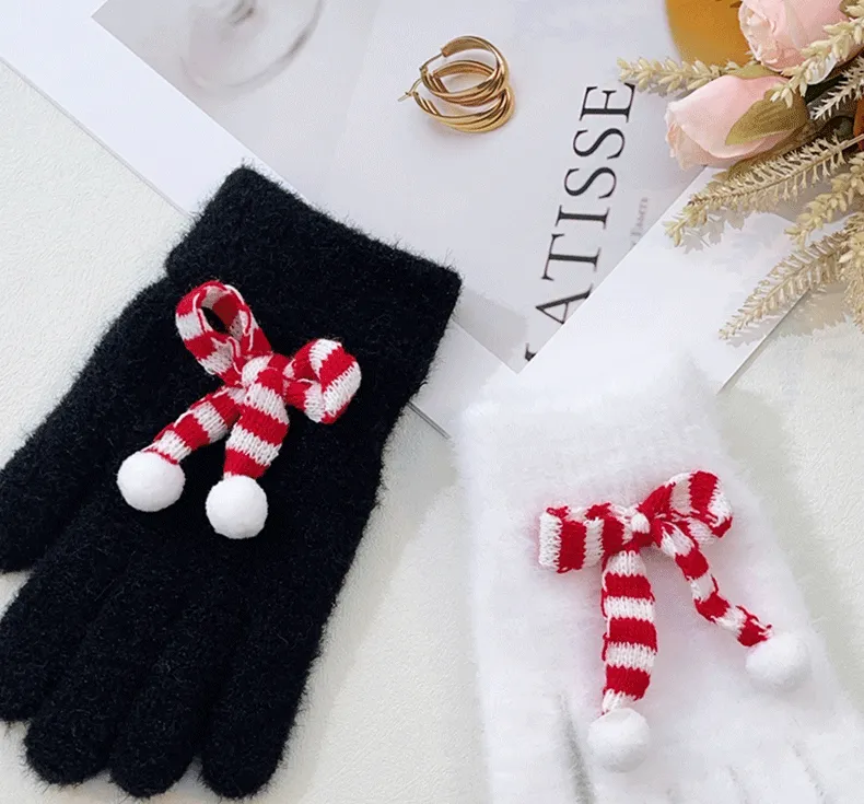 Buy One Get One! Big Promotion. New Style Christmas Cute Bowknot Warm Gloves. Touchscreen Winter Knitted Gloves.C241021-3
