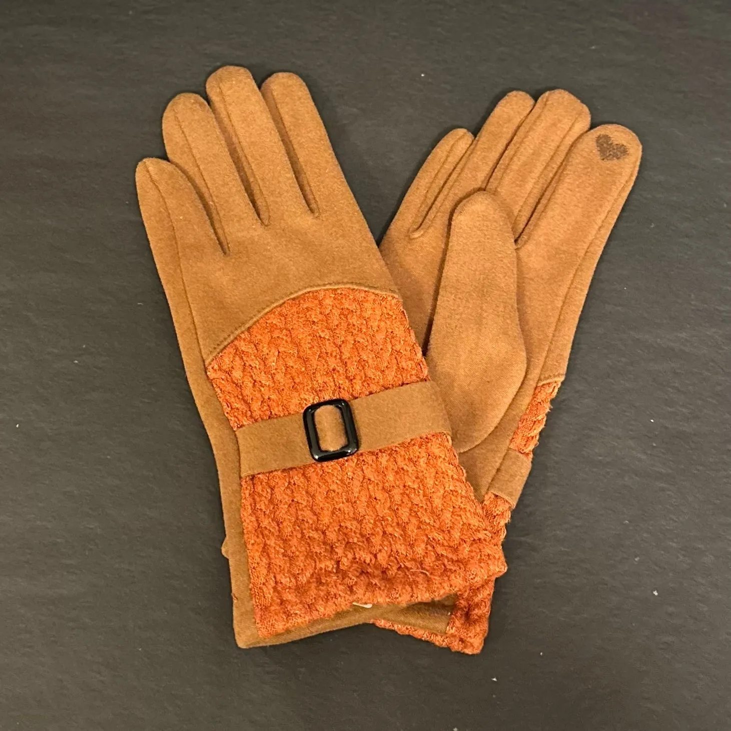 Cable Knit and Belt Band Detailed Smart Touch Gloves