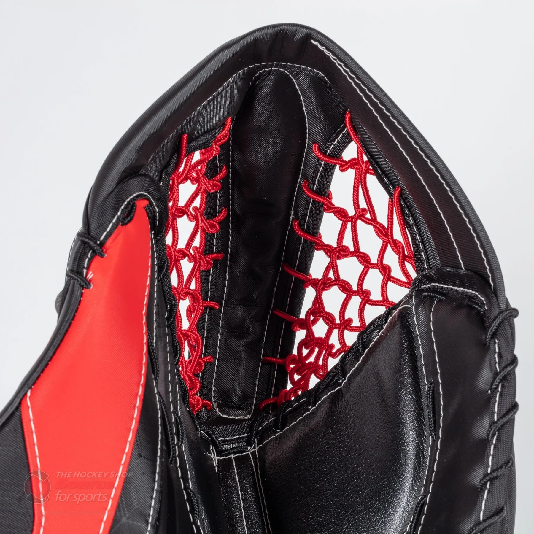 CCM Axis Senior Goalie Catcher - 600 Break Angle