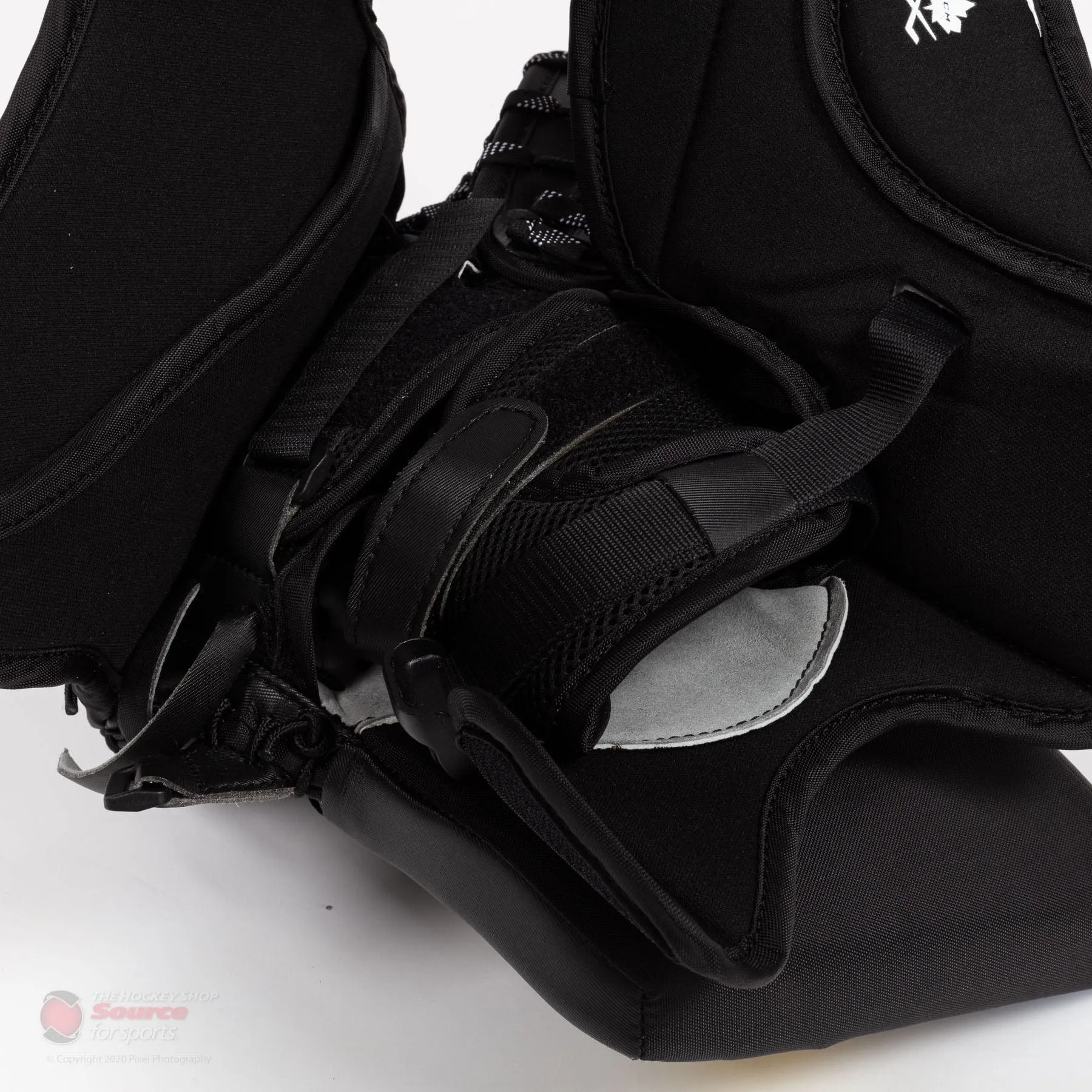 CCM Axis Senior Goalie Catcher