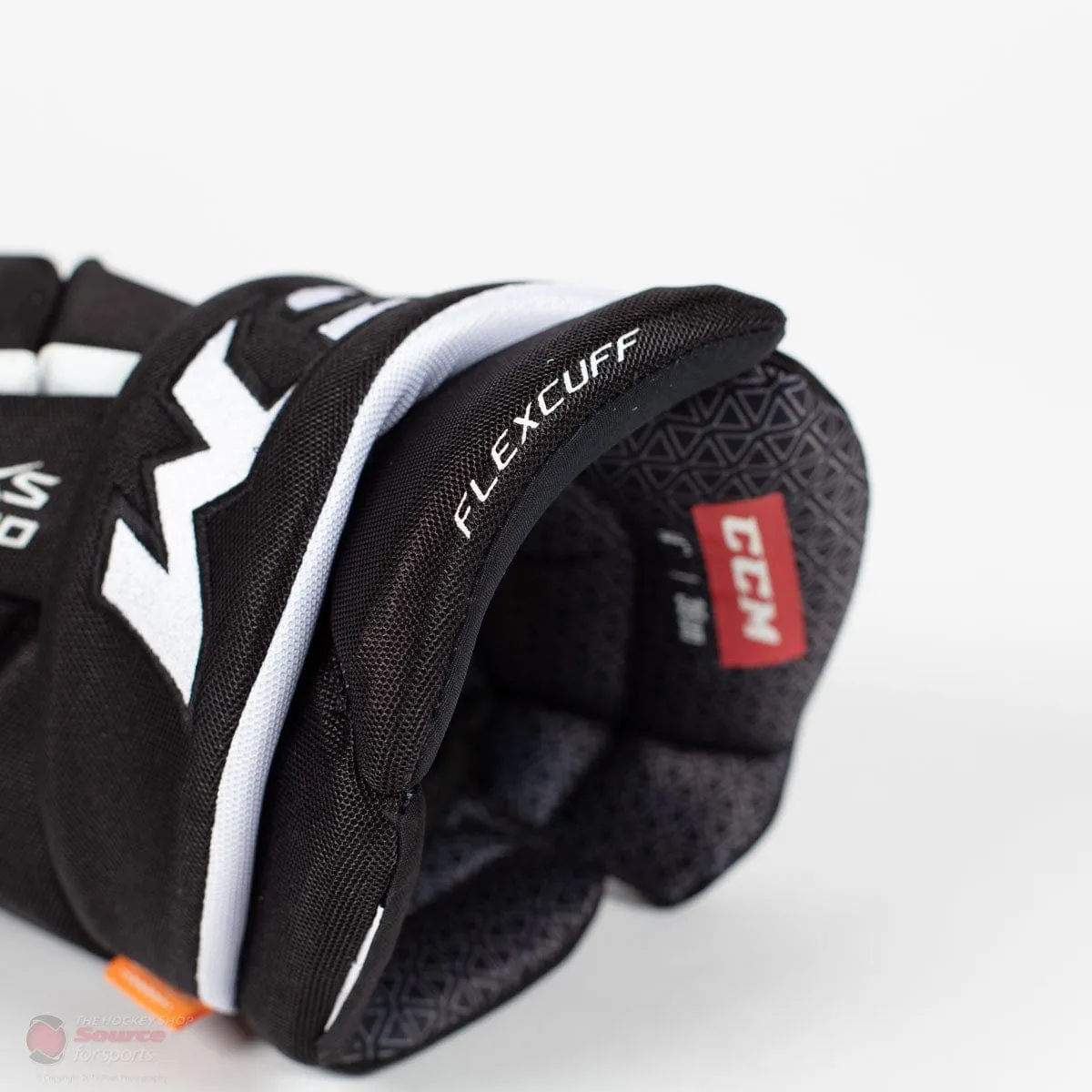 CCM Tacks 9080 Senior Hockey Gloves