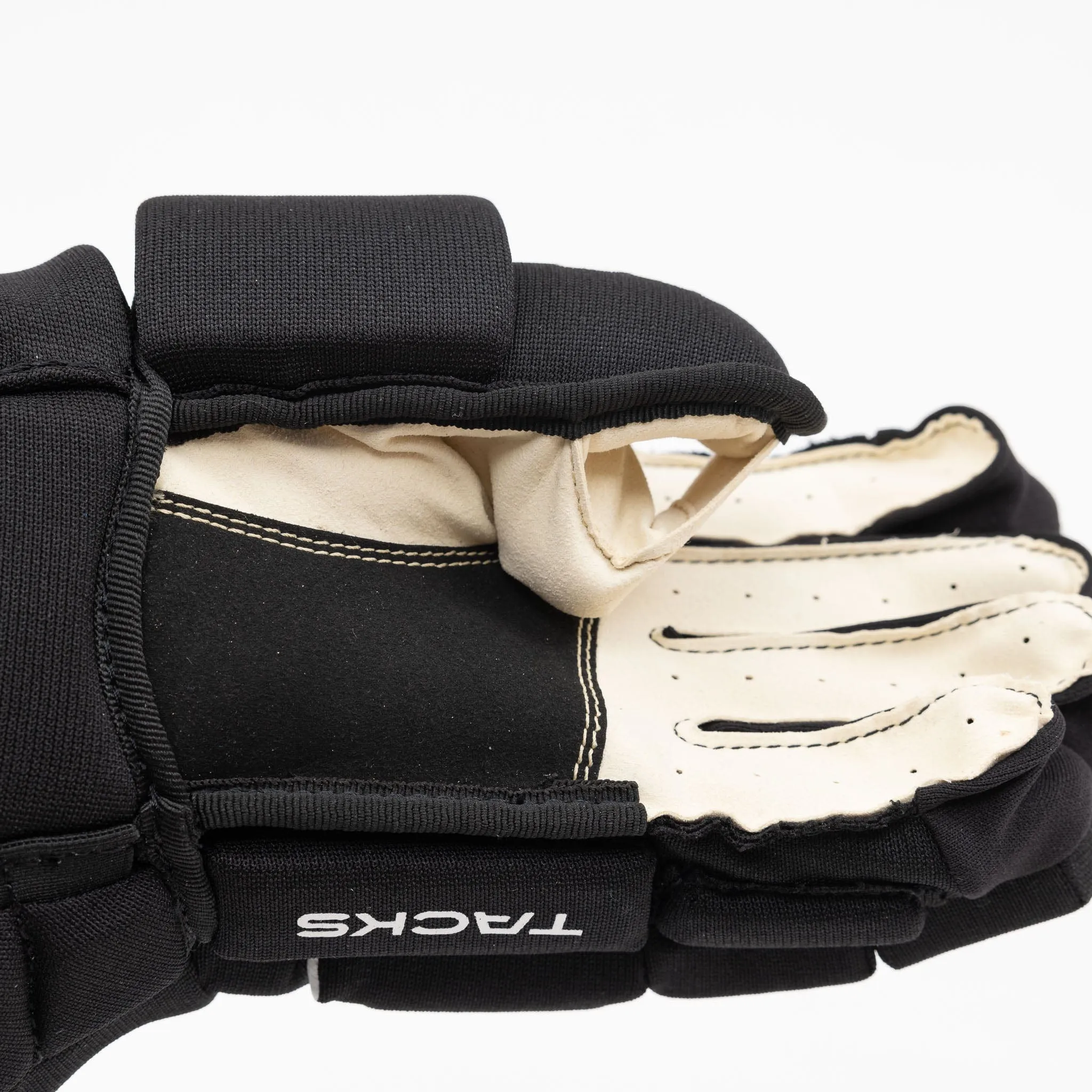 CCM Tacks AS550 Senior Hockey Gloves