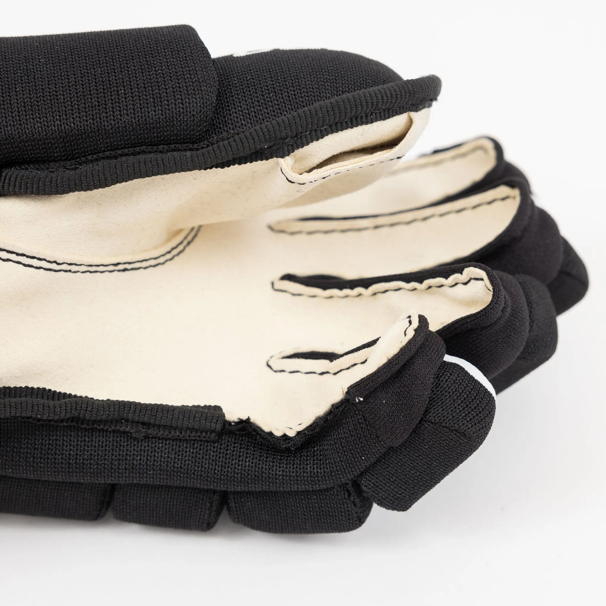 CCM Tacks AS550 Youth Hockey Gloves