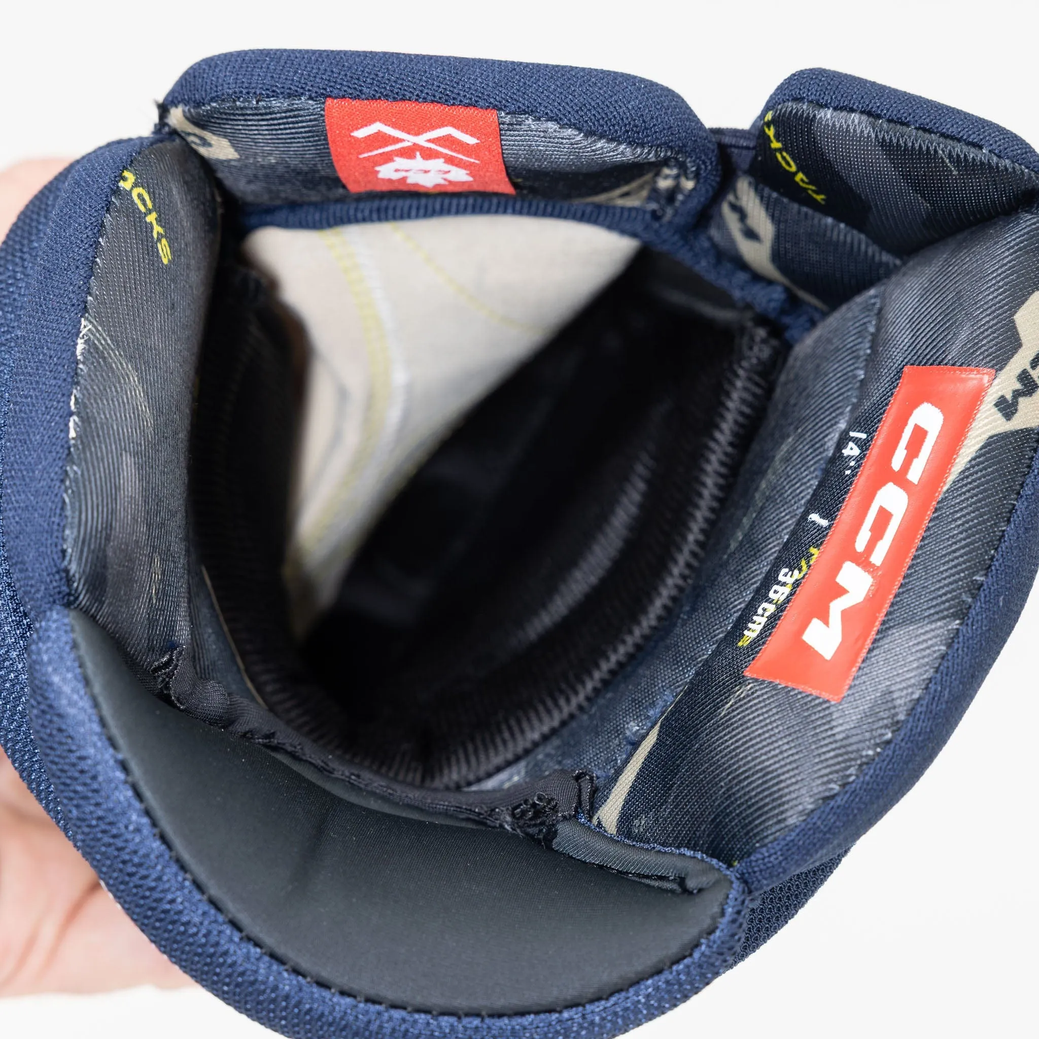 CCM Tacks AS580 Senior Hockey Gloves