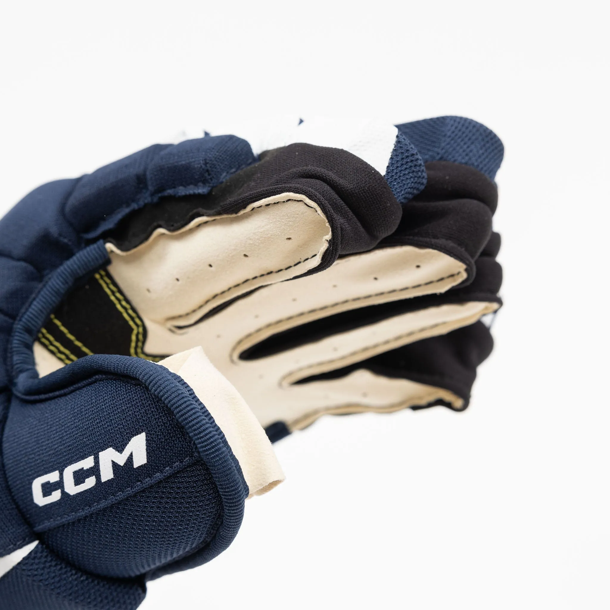 CCM Tacks AS580 Senior Hockey Gloves