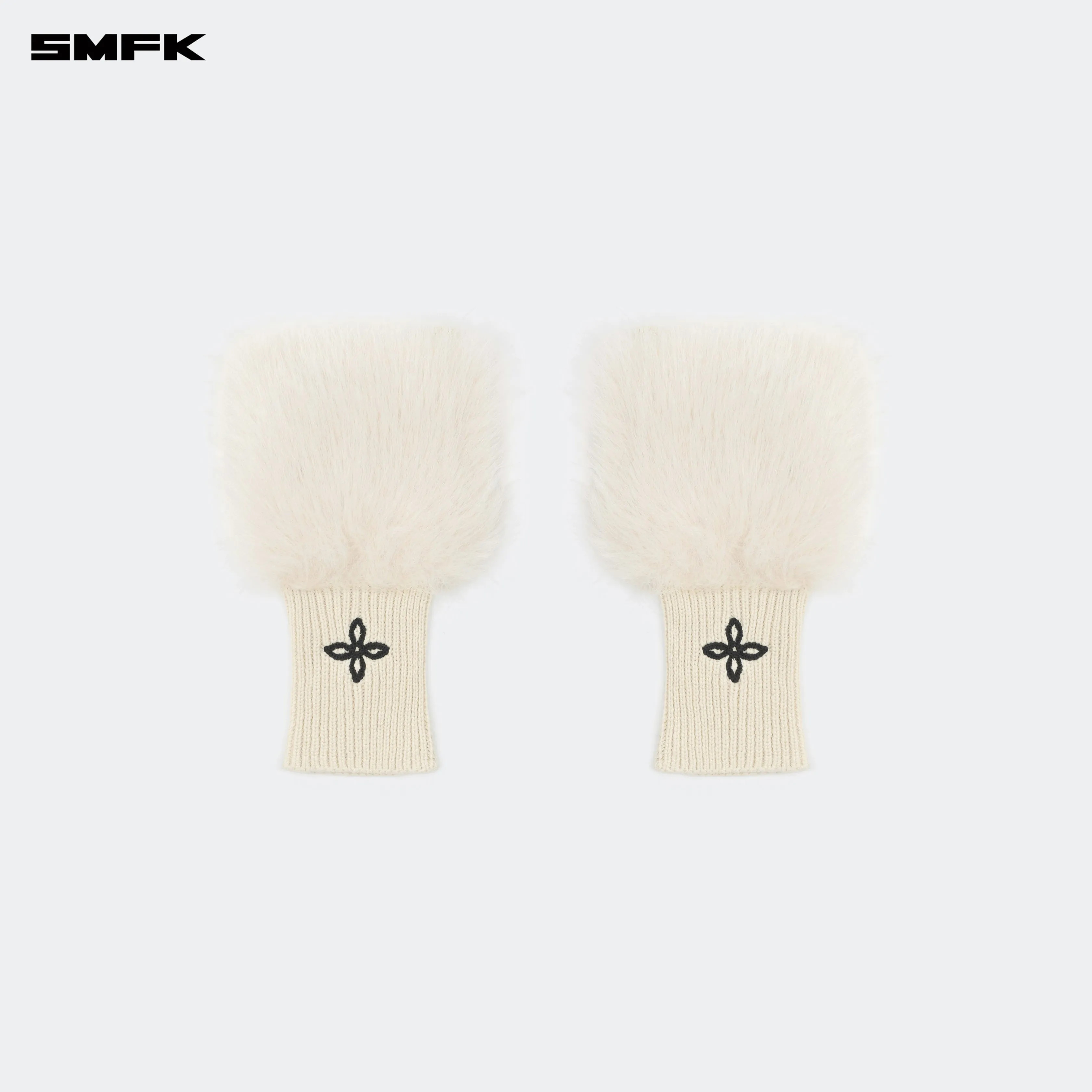 Compass Snowman Furry Gloves In Cream