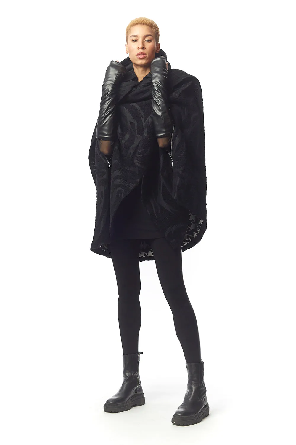 Cristiana In-Cognito Cape