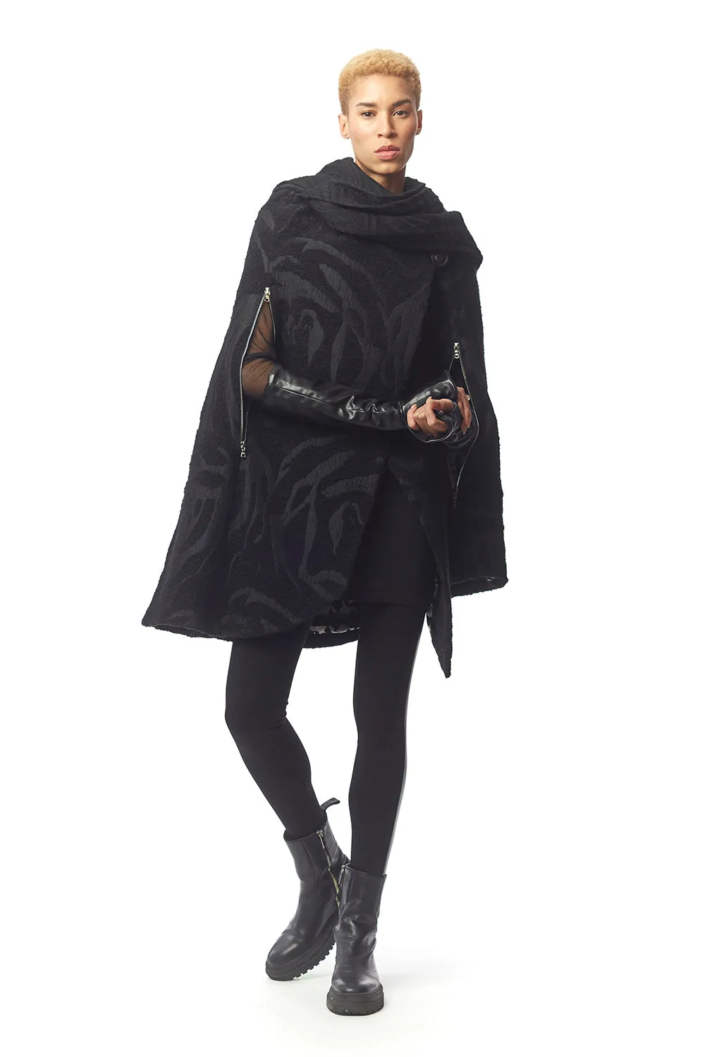 Cristiana In-Cognito Cape
