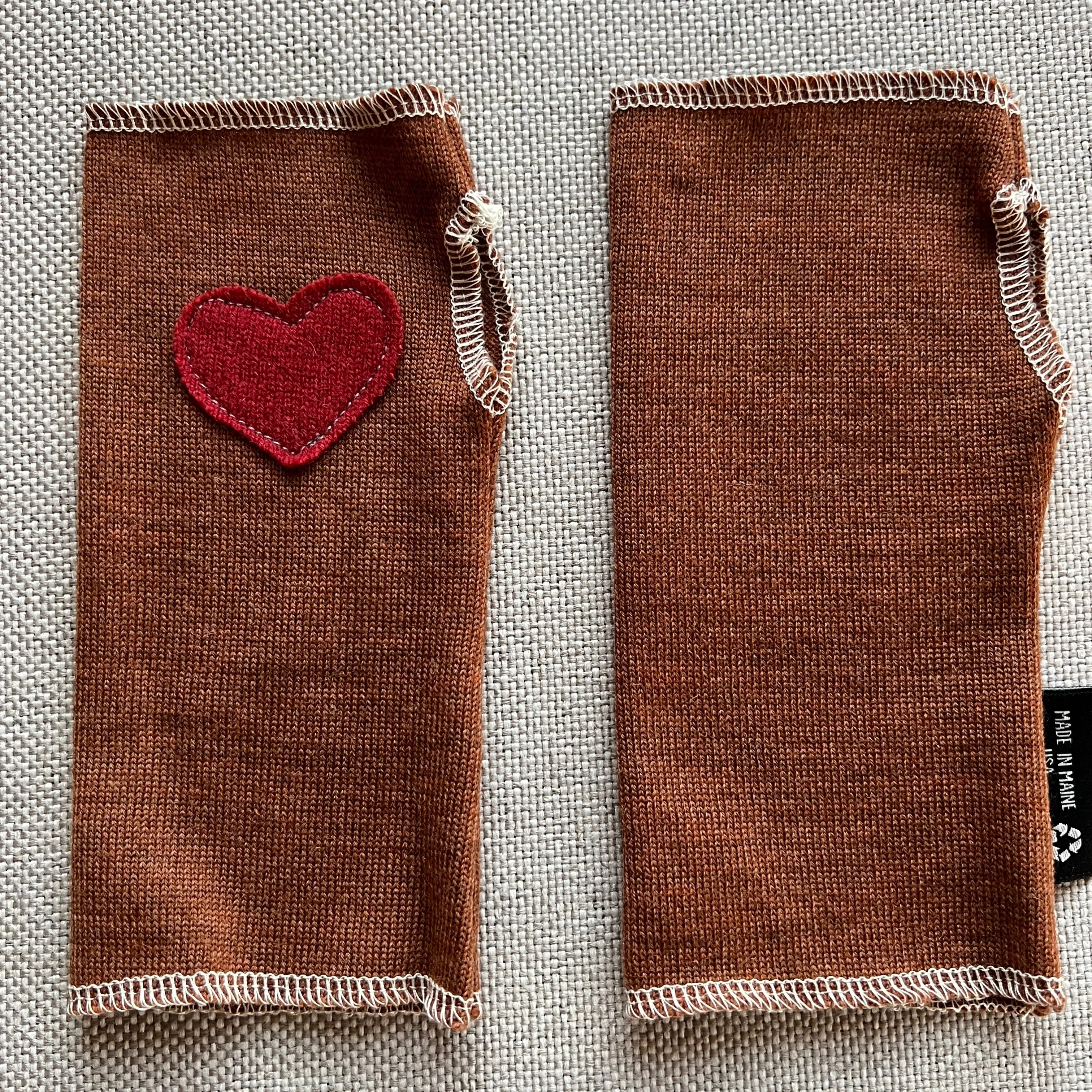Fingerless Mittens Short Acorn with Orange Heart 325