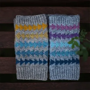 Follow Your Dreams Fingerless Mitts by Vlněné sestry