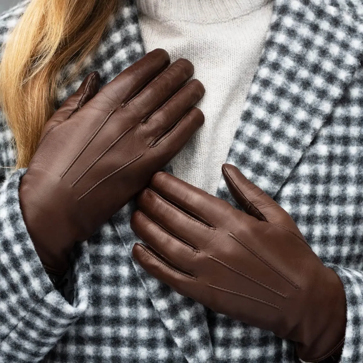Francesca (brown) - Italian lambskin leather gloves with white rabbit fur lining
