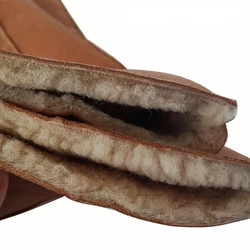 FUR GLOVES
