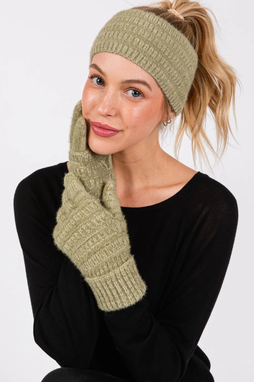 Fuzzy Cable Knit Smart Touch Gloves Olive - Pack of 6