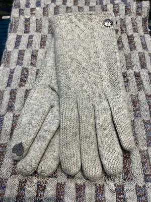 Ladies Aran Cableknit lined Gloves with Celtic Knot