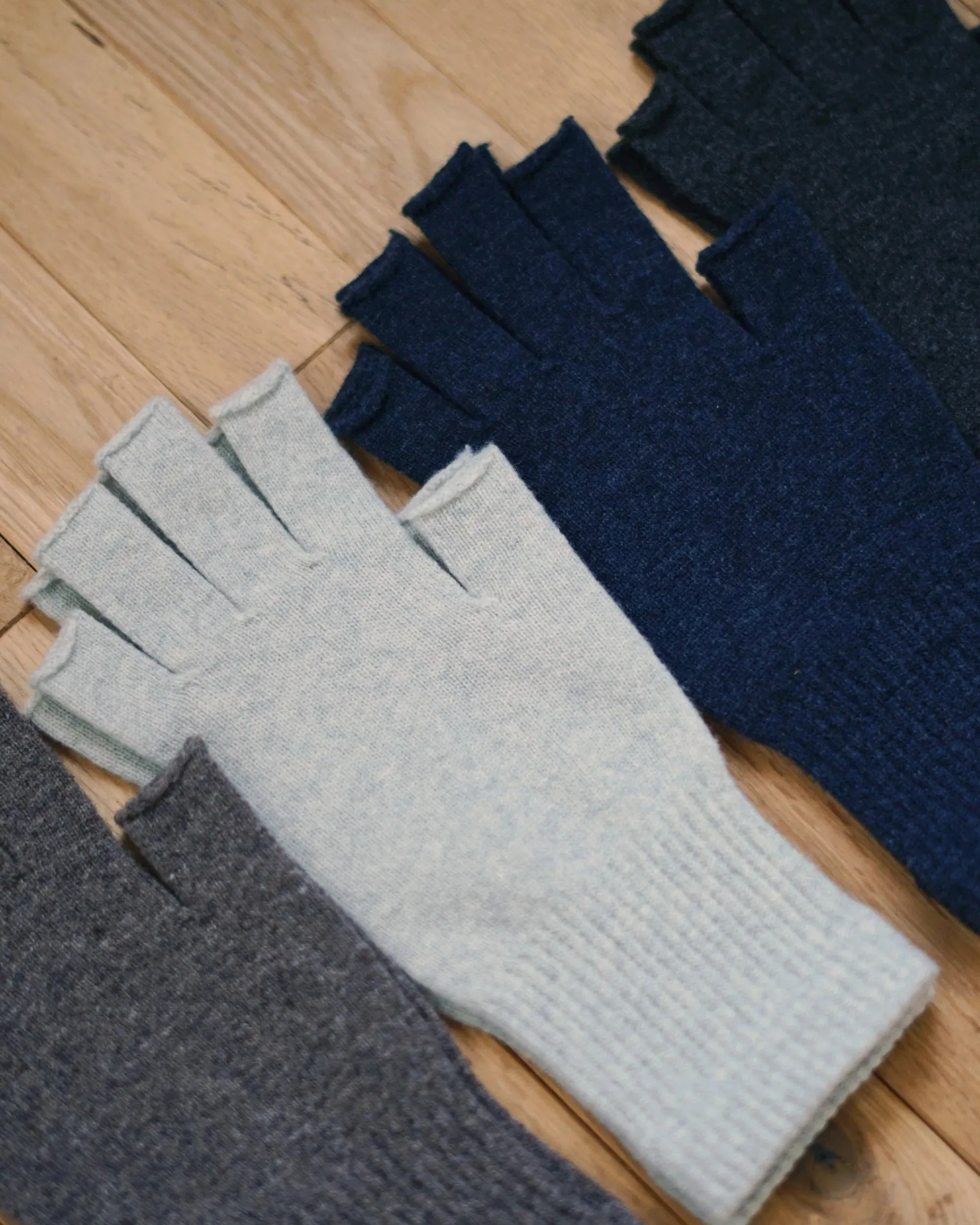 Merino Wool Fingerless Glove
