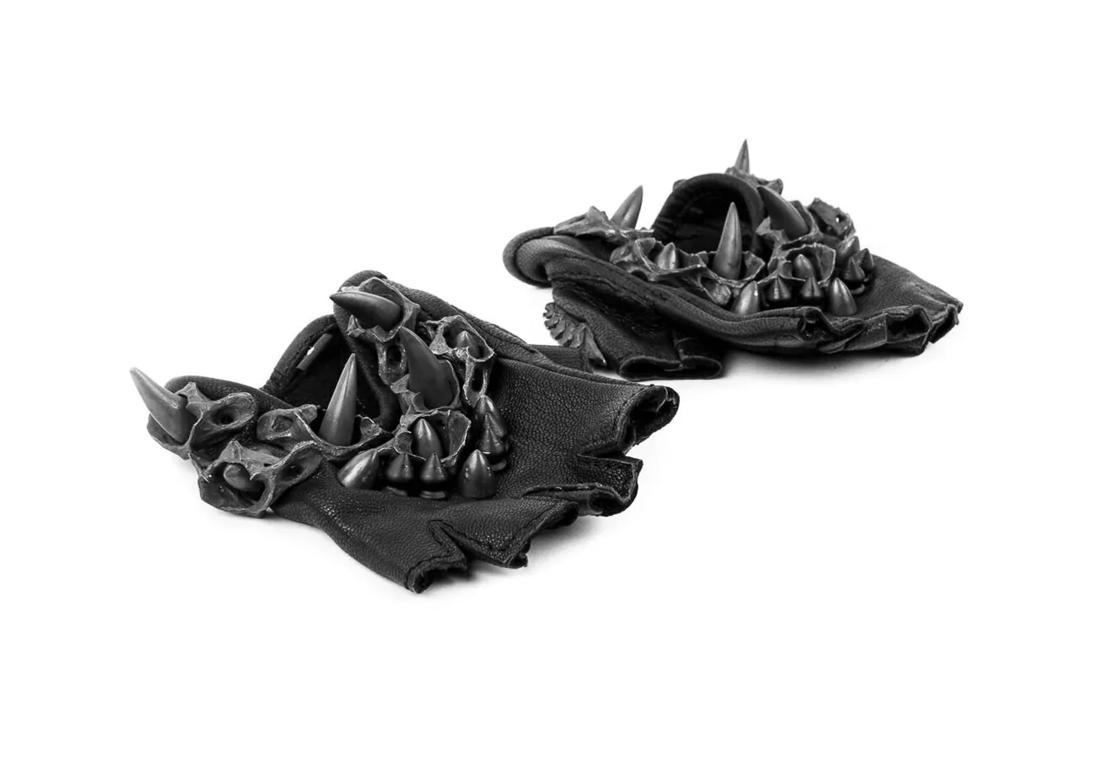 Nightmare Alien Vertebrae Spike Gloves