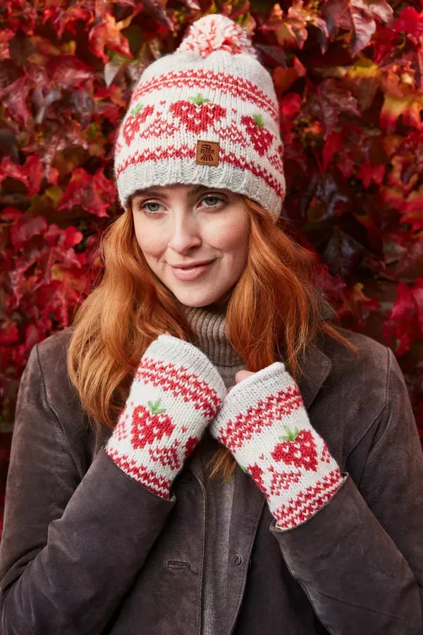 Pachamama Womens Strawberry Handwarmers - Oatmeal