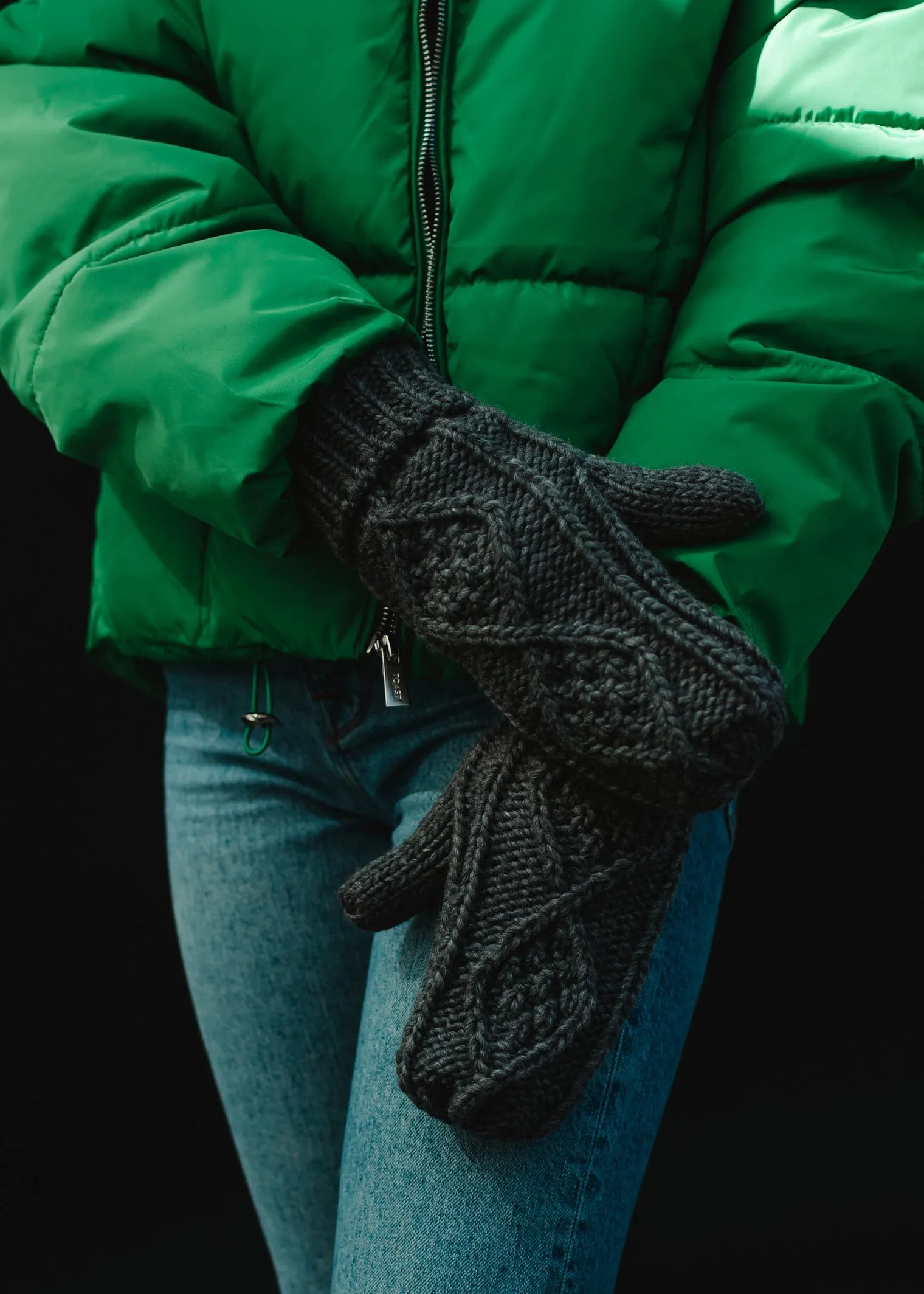 Panache Cuffed Cable Knit Fleece Lined Mittens