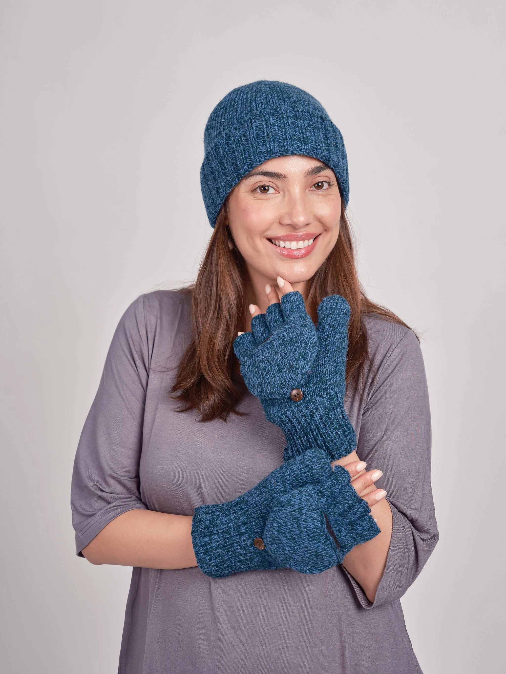 Ribbed Knit Beanie. KH81