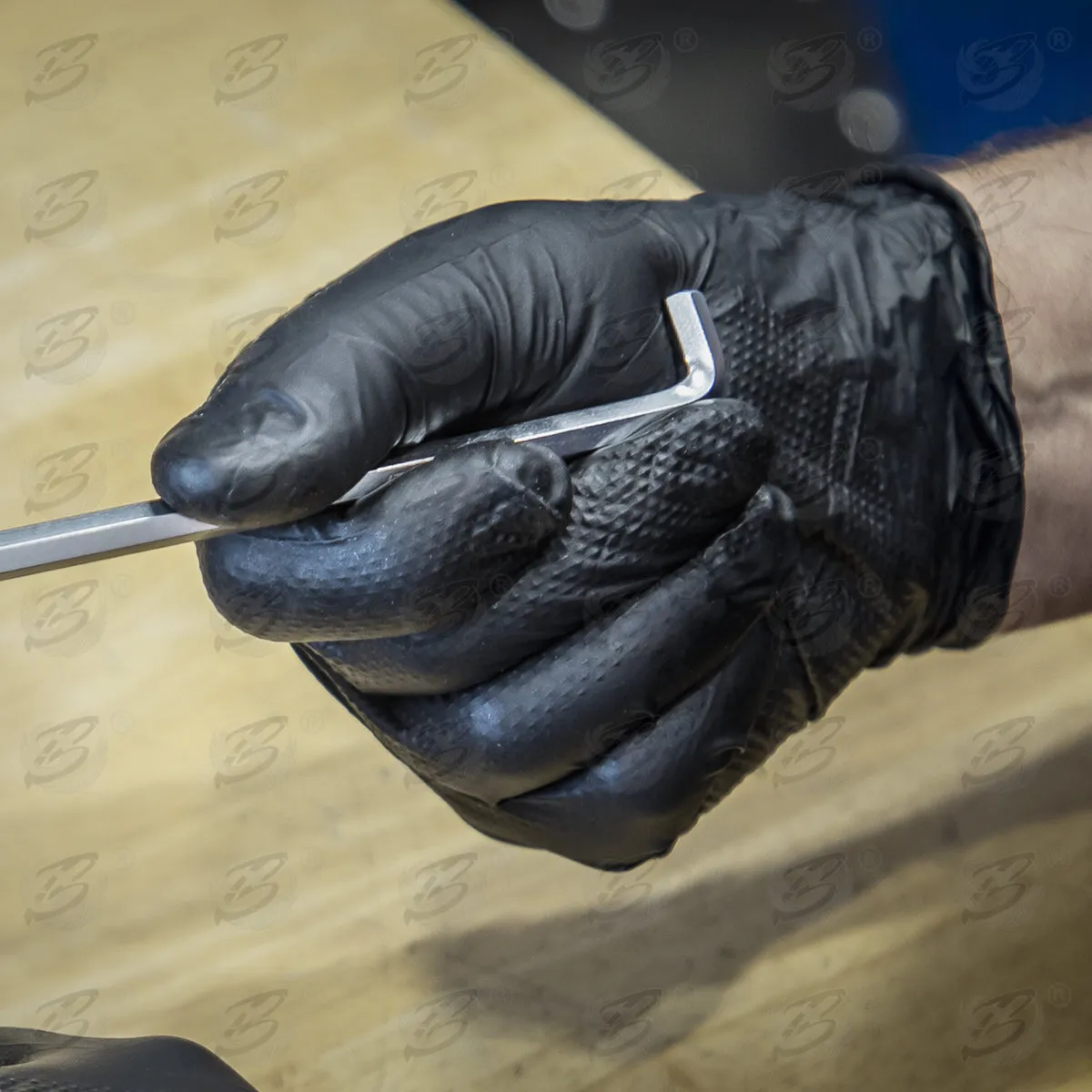ROCKHOLD HEAVY DUTY BLACK 8 MIL NITRILE DIAMOND GRIP GLOVES ( MEDIUM - 500 GLOVES )