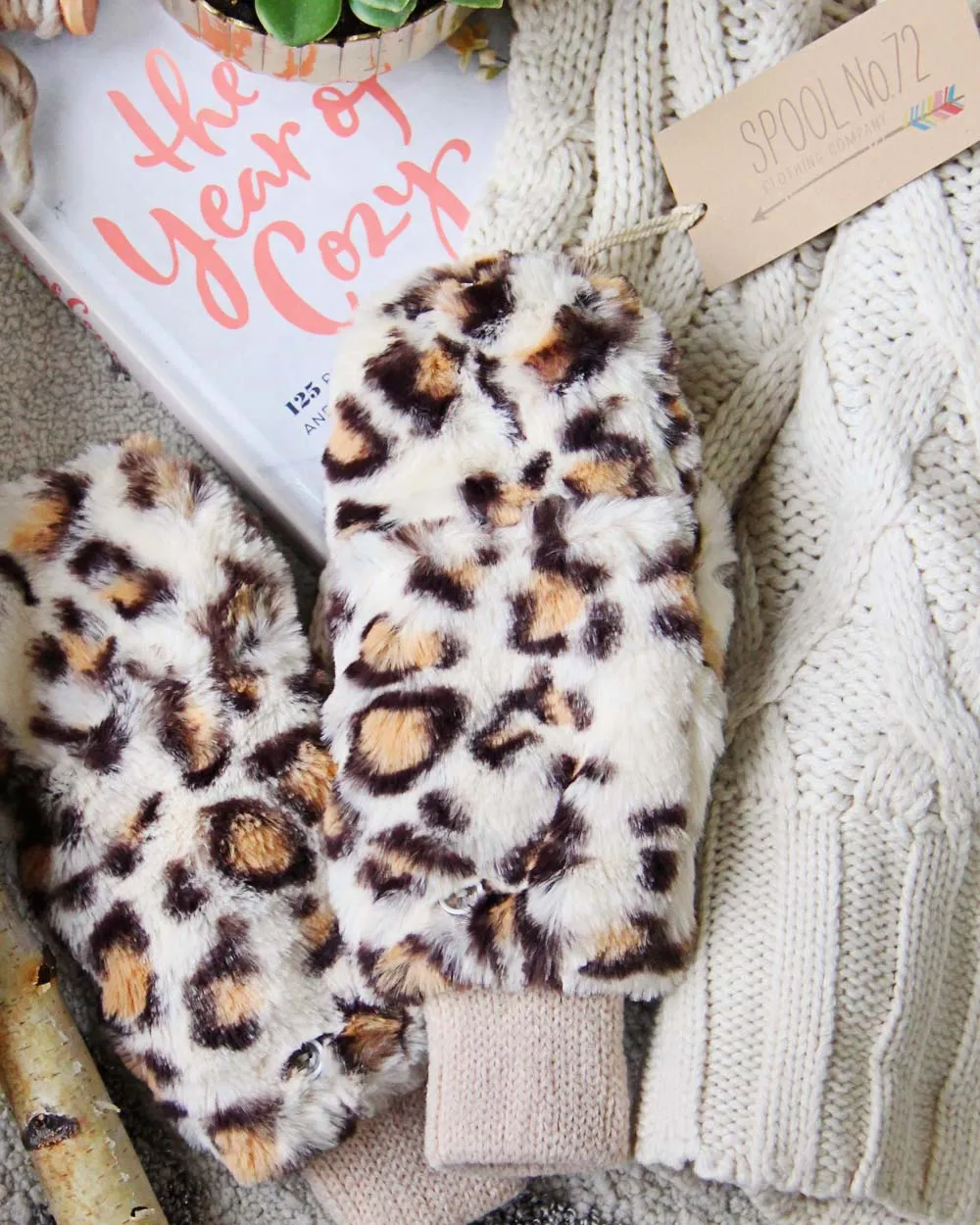 Snowy Birch Gloves