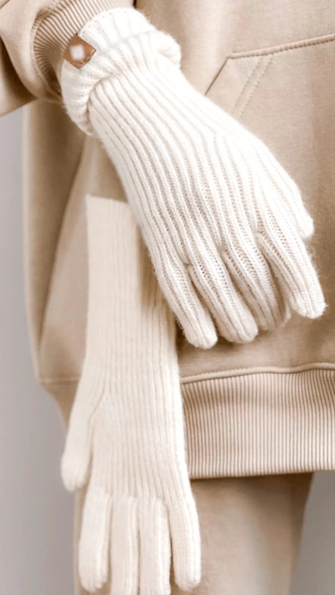Touchscreen Knitted Gloves
