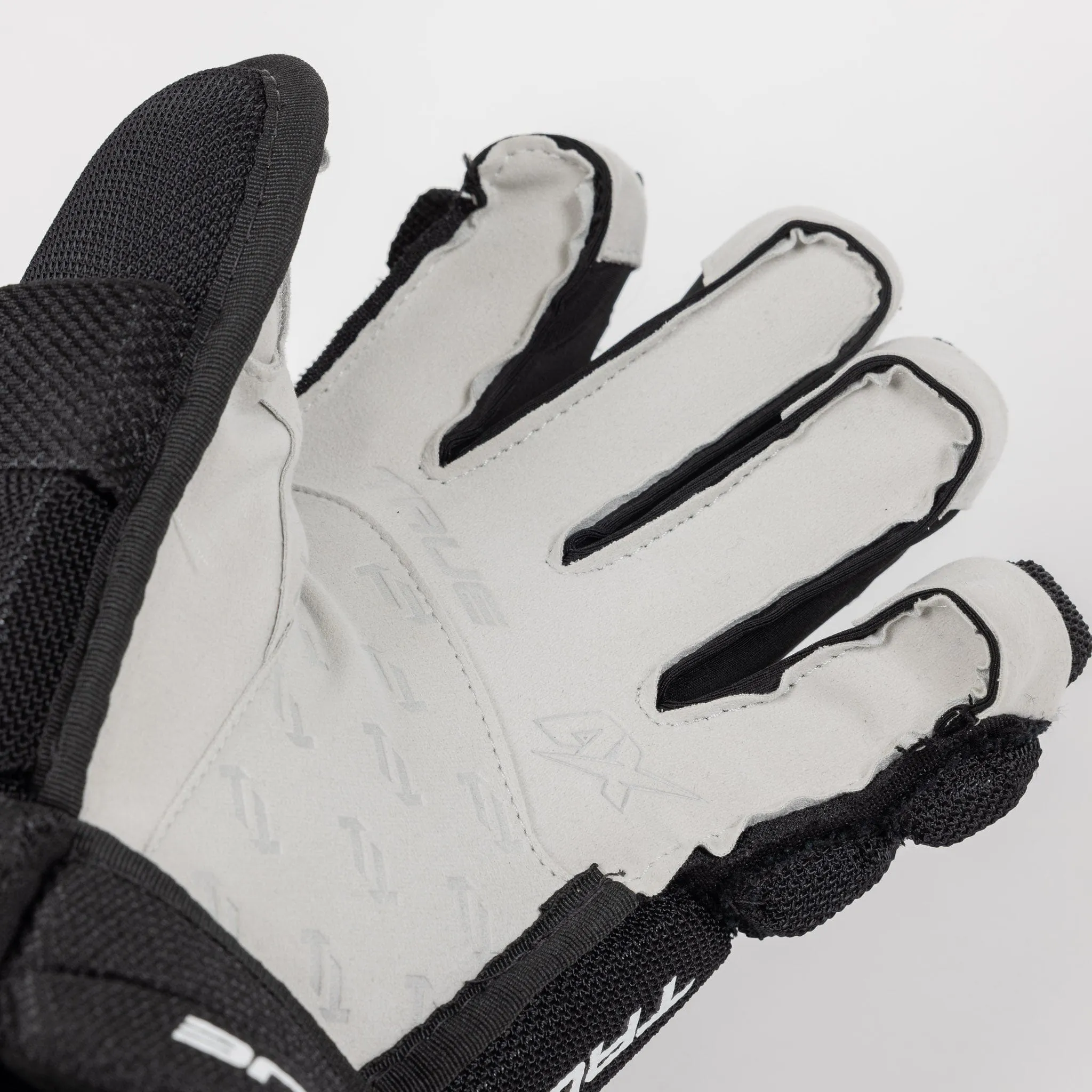 TRUE Catalyst 9X3 Senior Hockey Glove
