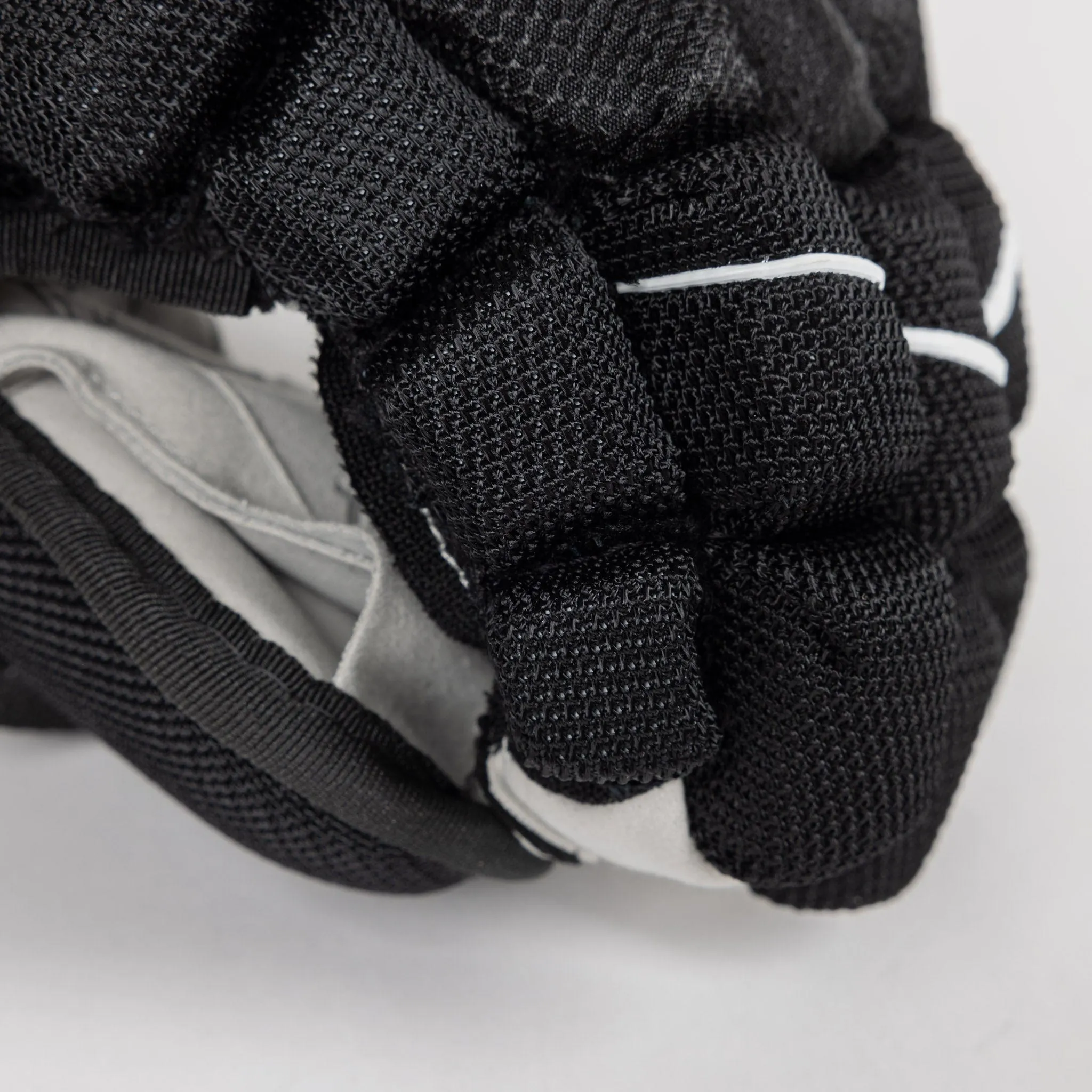 TRUE Catalyst 9X3 Senior Hockey Glove
