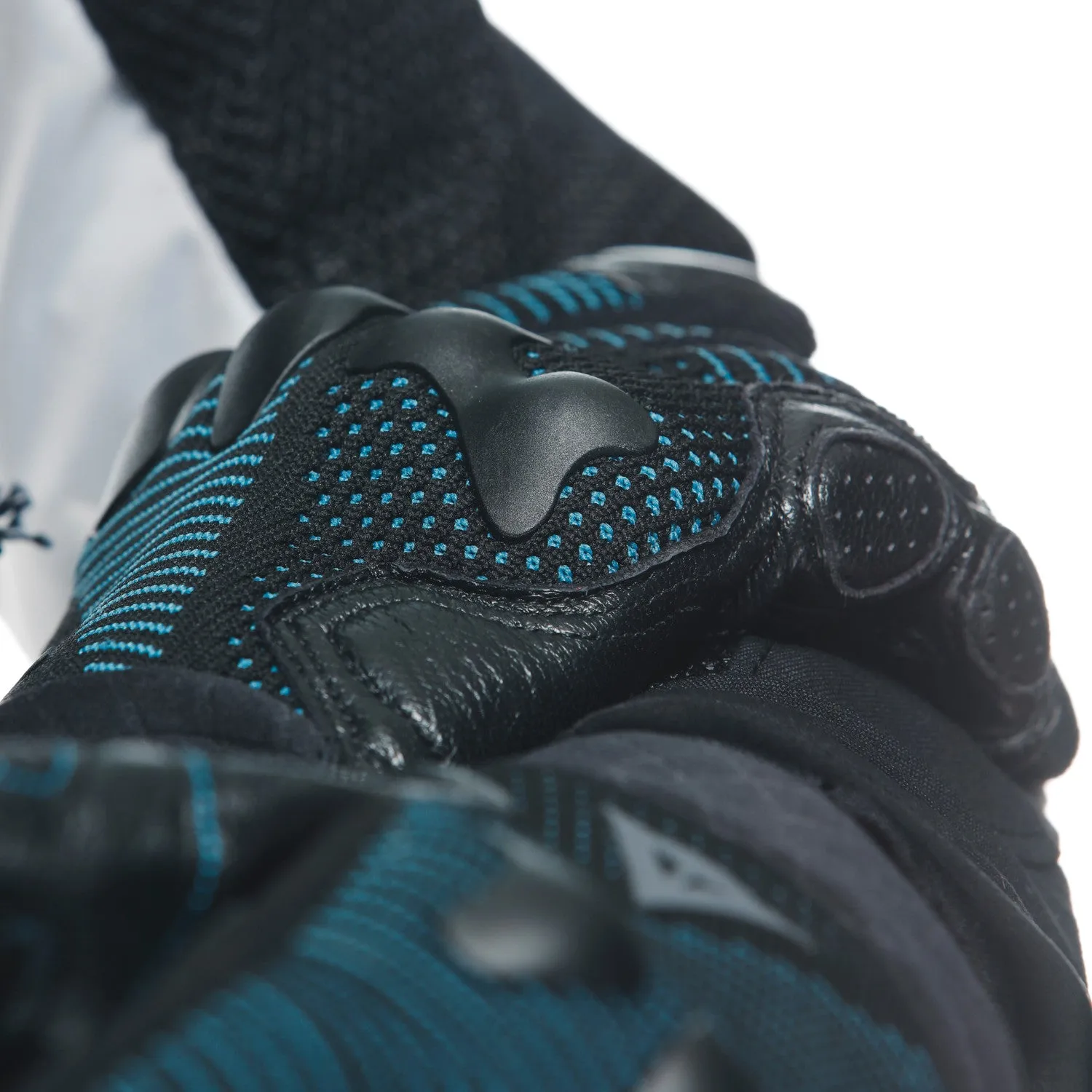 Unruly Woman Ergo-Tek Gloves