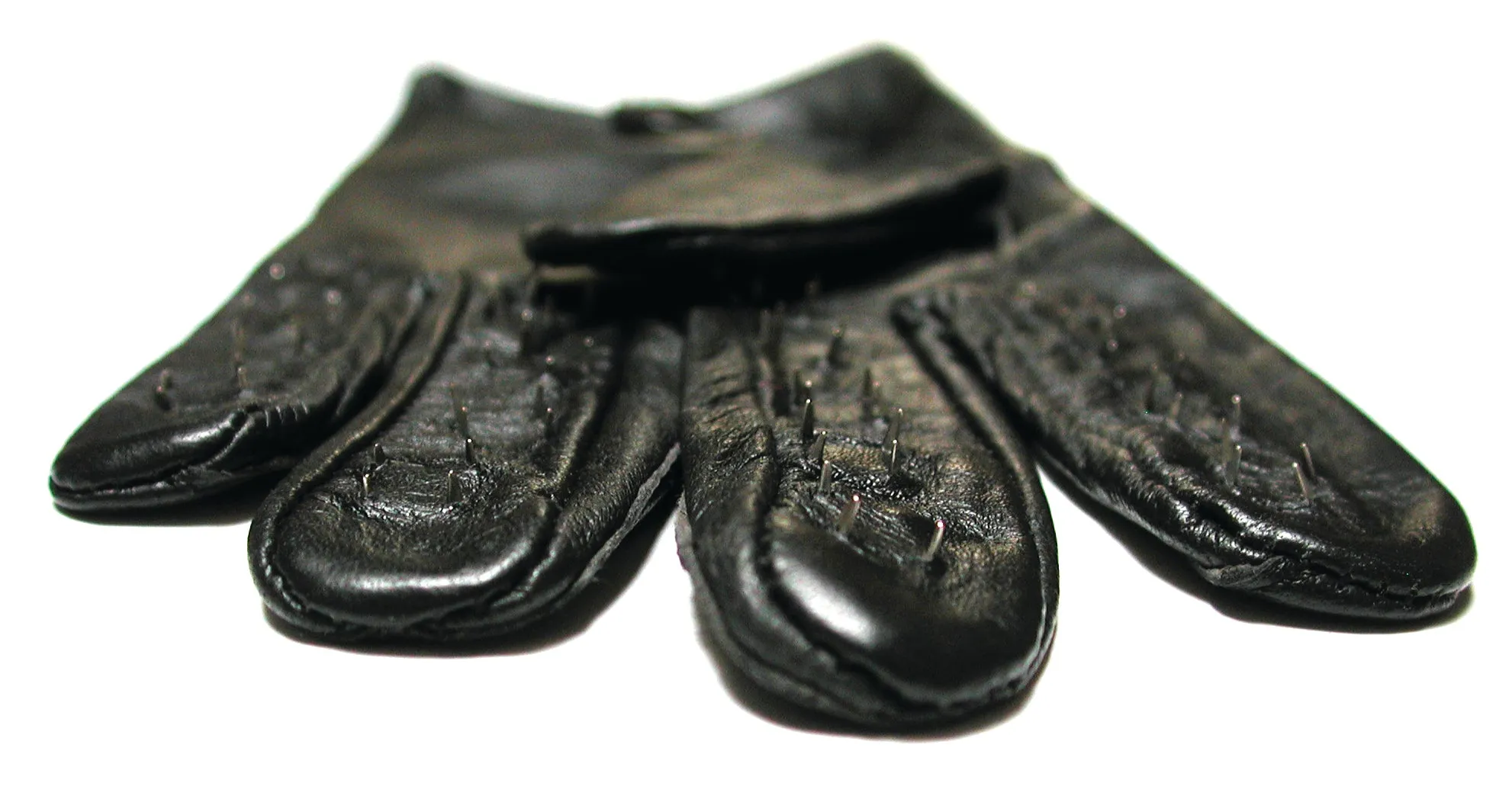 Vampire Gloves