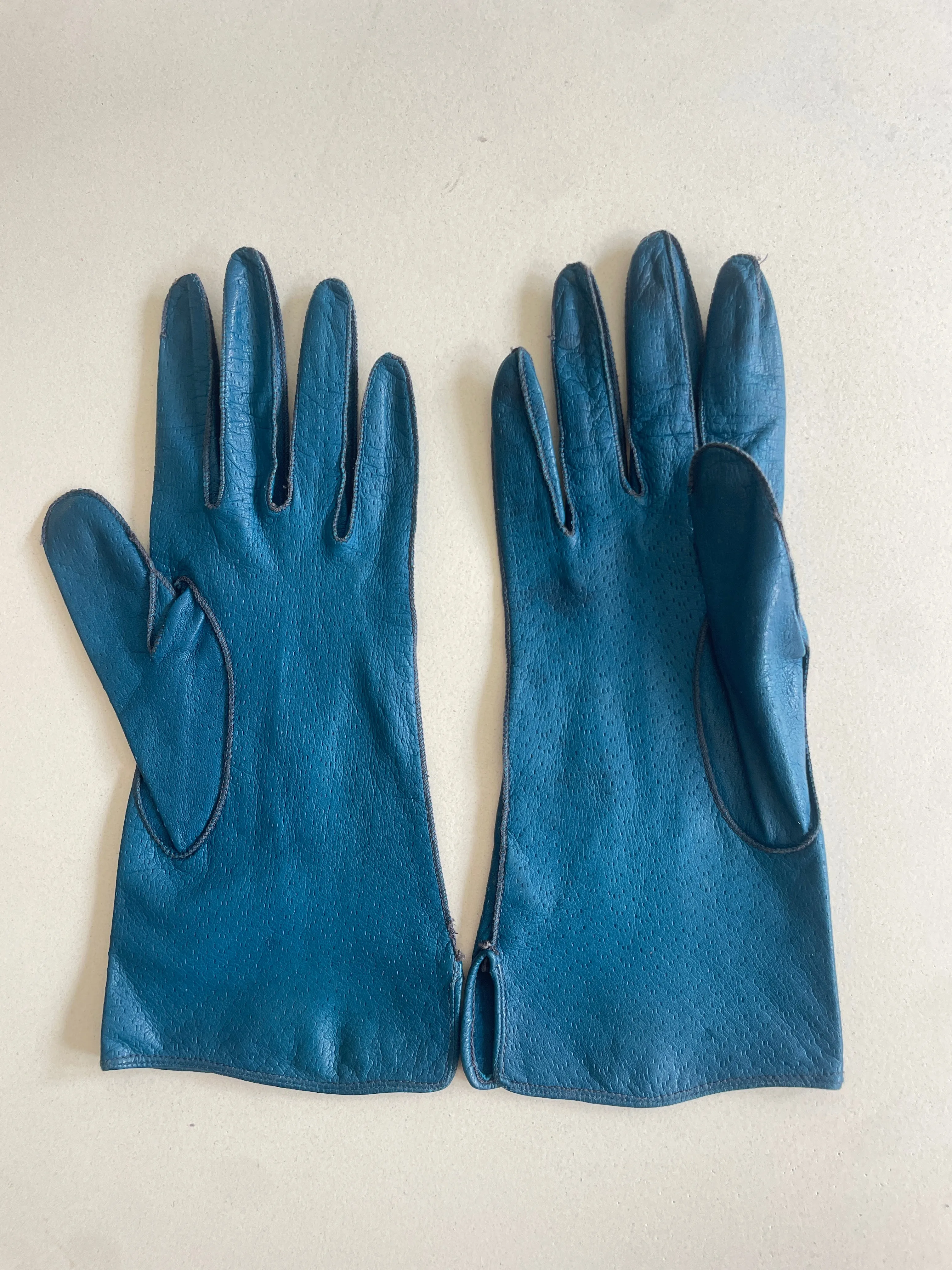 Vintage Ann Taylor Perforated Kid Leather Gloves
