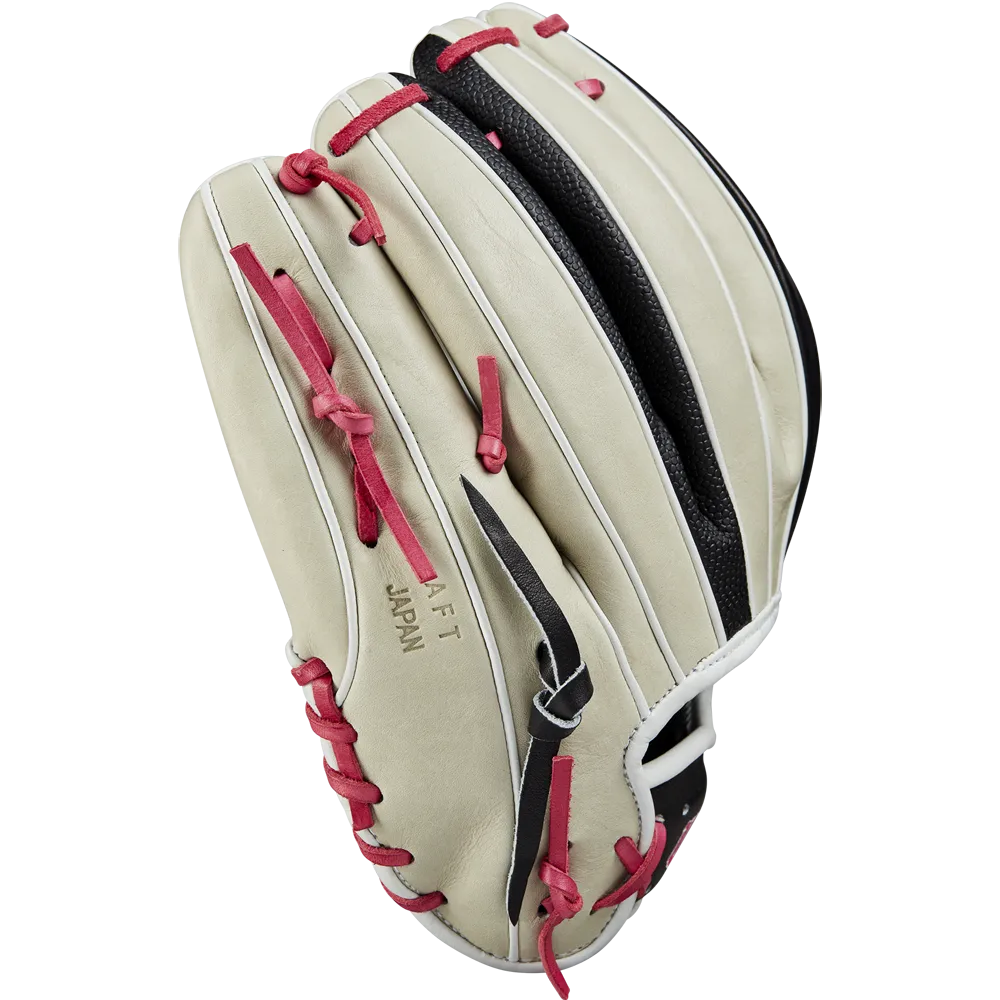 Wilson A2K 1724 11.75" Baseball Glove - GOTM June 2024: WBW1022571175