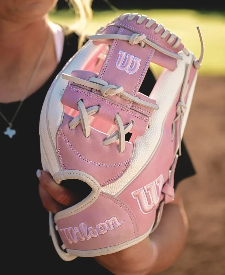 Wilson Spring 2025 A2000® H12SS 12" Fastpitch Glove