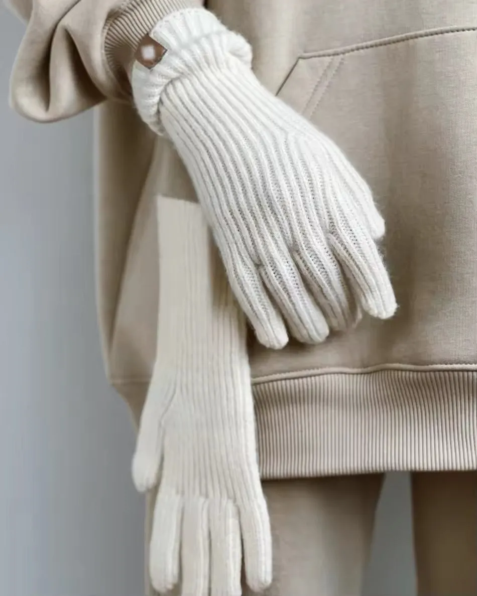 Women's knitted gloves. Soft cashmere gloves. Touchscreen-friendly gloves