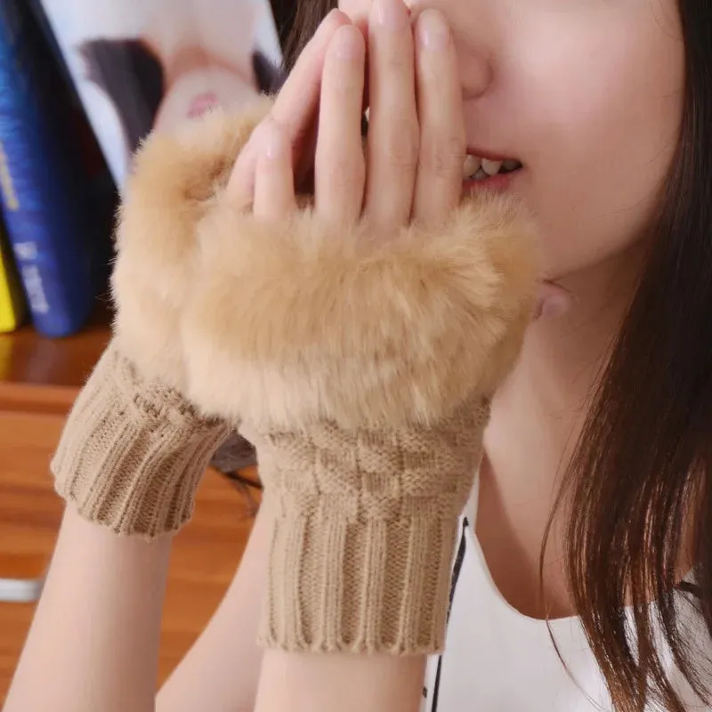 Women's Winter Knitted Wool Half-Finger Gloves - Plush