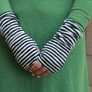 Wrist Warmer - Black Stripe