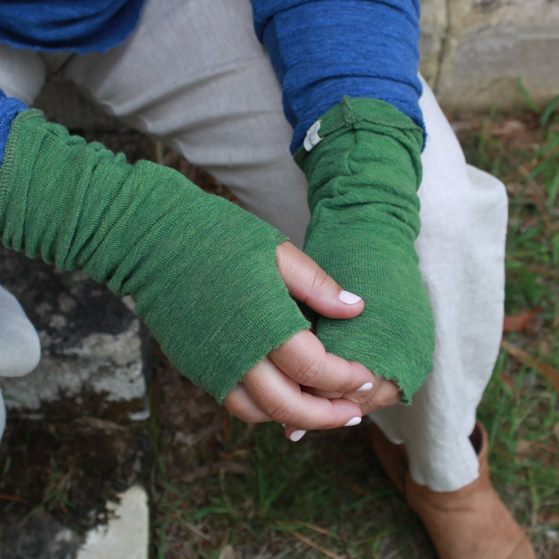 Wrist Warmer - Grasshopper