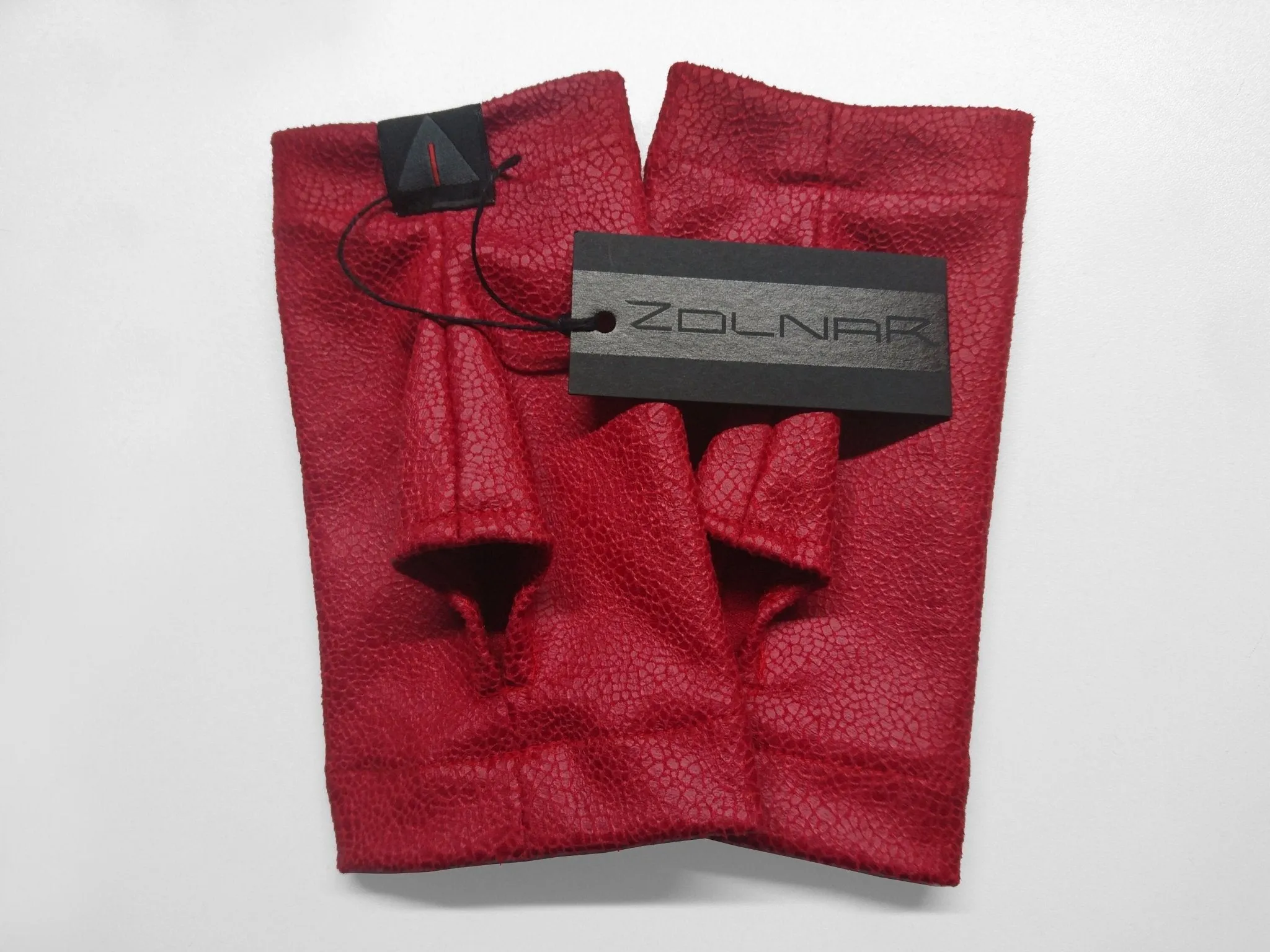 WRP Short faux leather gloves